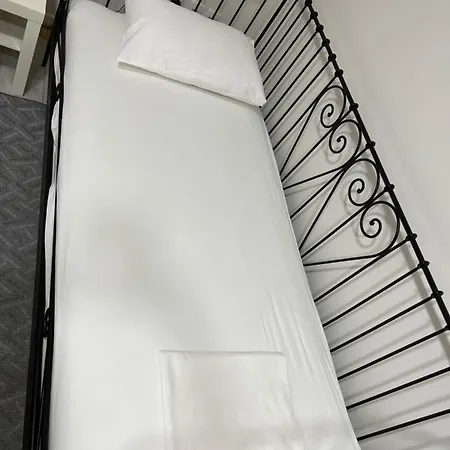 Sandra Center Apartment *