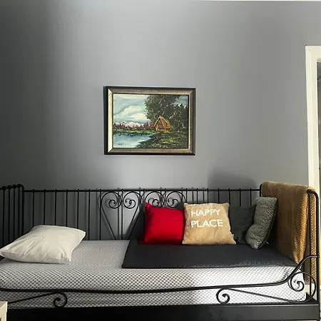 Sandra Center Apartment Belgrade